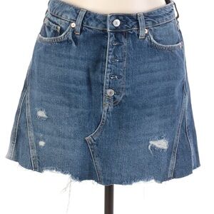 Free People We The Free Denim A-Line Distressed Jean mini Skirt Size 31 M